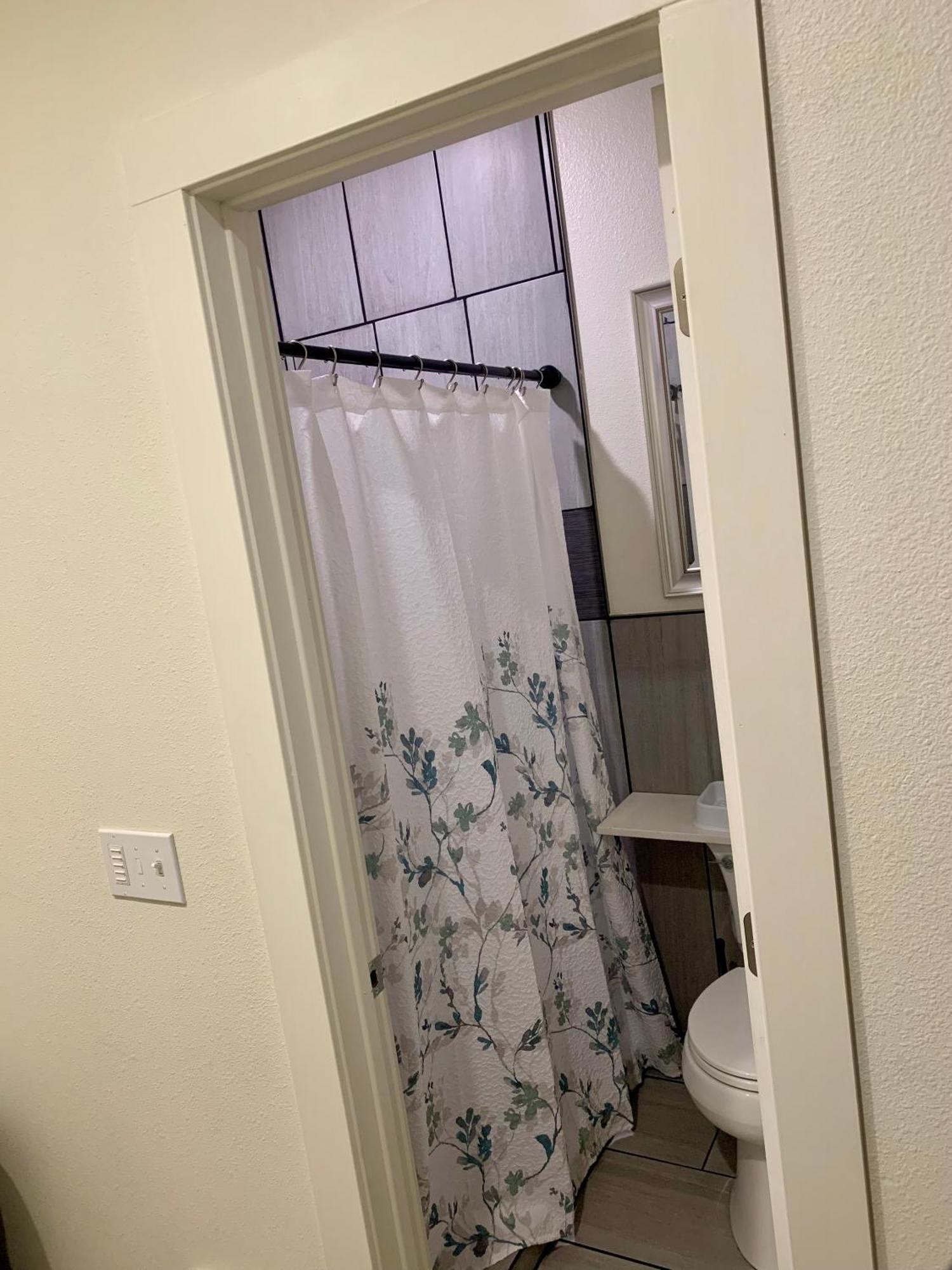 The Asbury House Guest Rentals Москоу Екстериор снимка