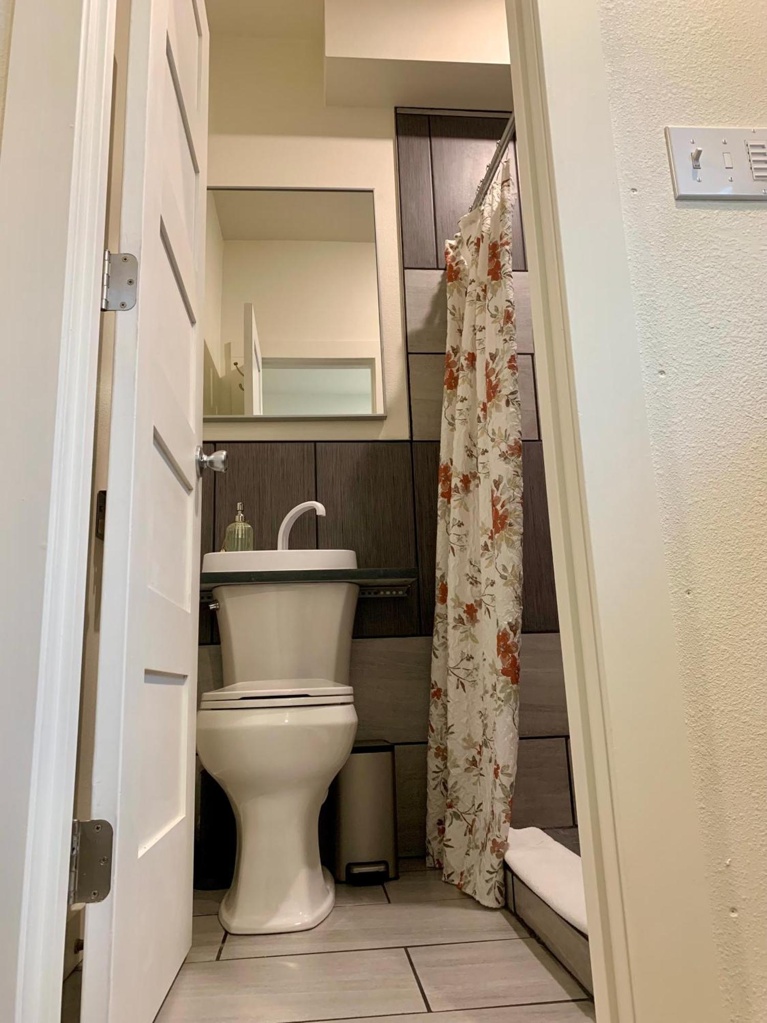 The Asbury House Guest Rentals Москоу Екстериор снимка