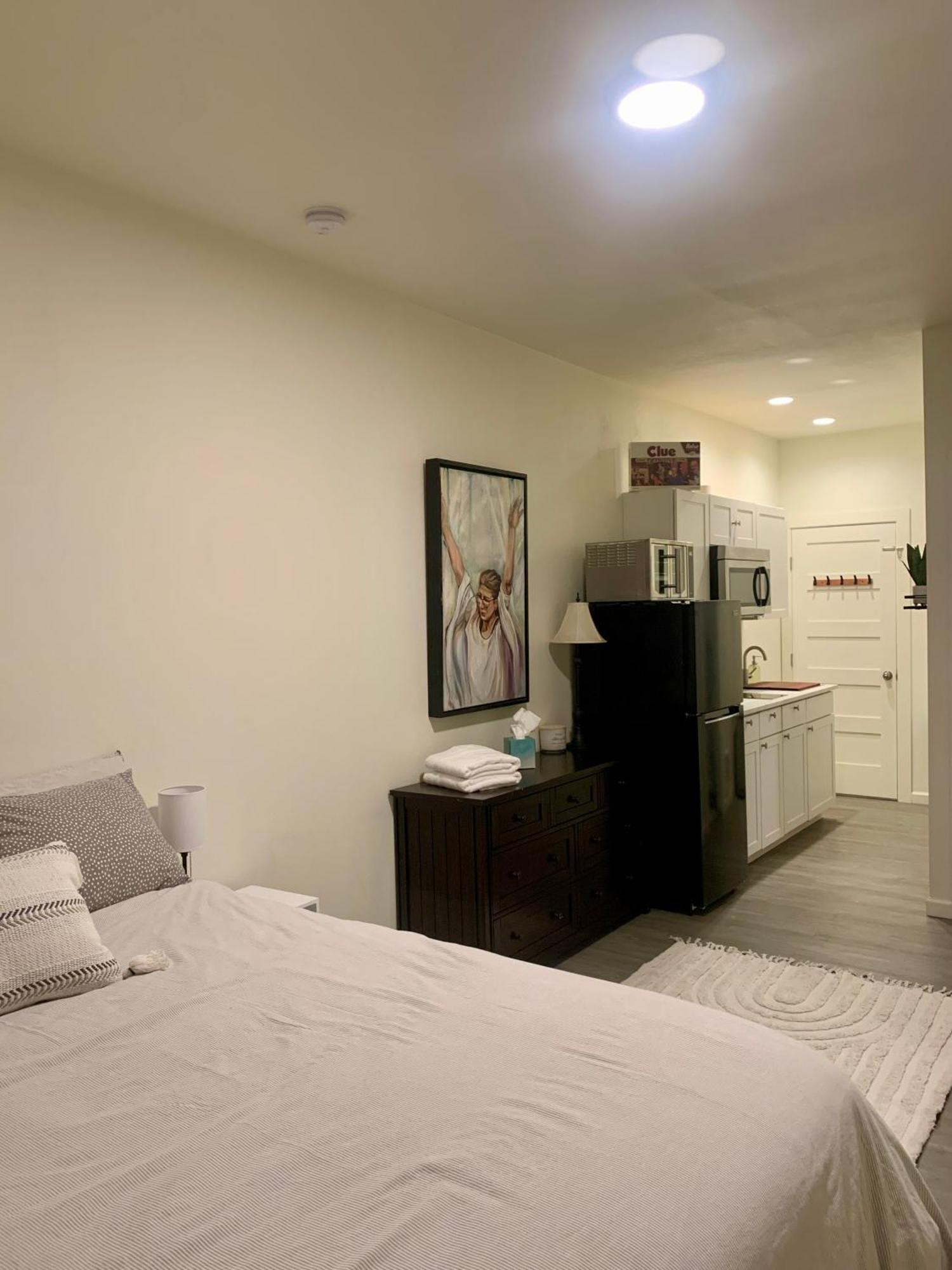 The Asbury House Guest Rentals Москоу Екстериор снимка